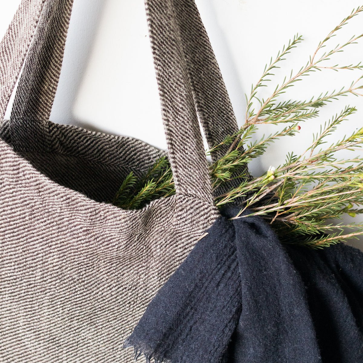 Linen Tote - elsie green - decor