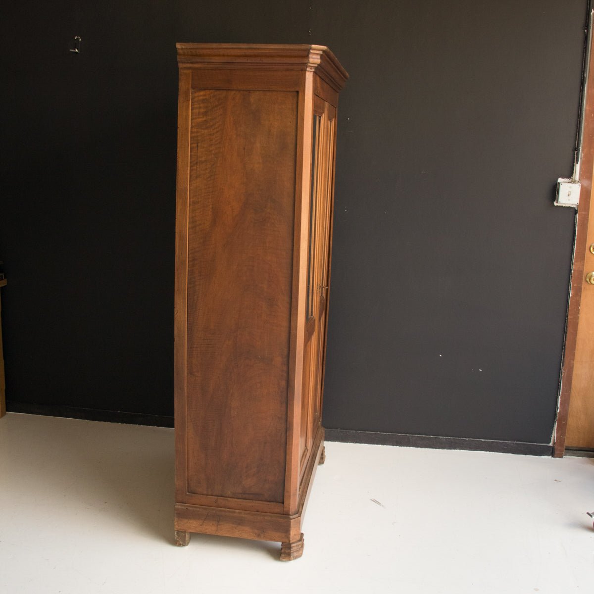 Louis Philippe Burlwood Vitrine - elsie green - furniture