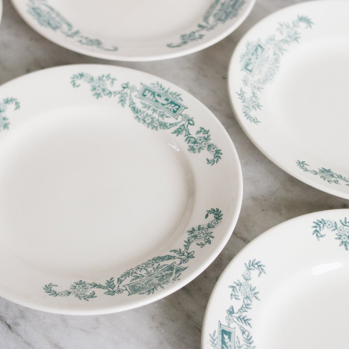 Lutece Transfeware Plate Set of 14 - elsie green - The French Kitchen