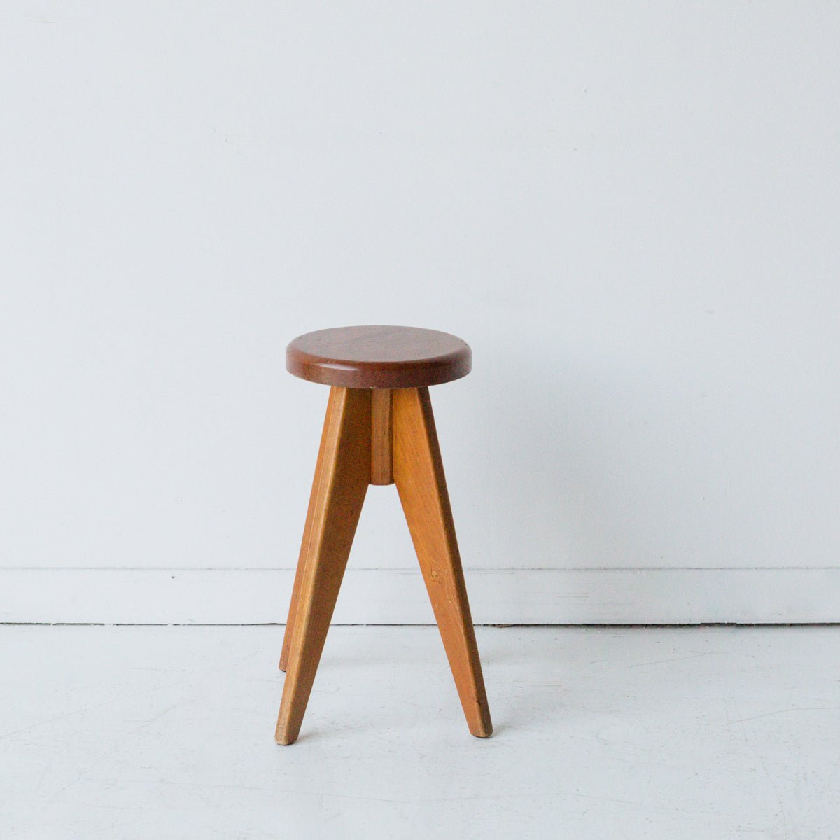 Mid - Century Accent Table - elsie green - furniture