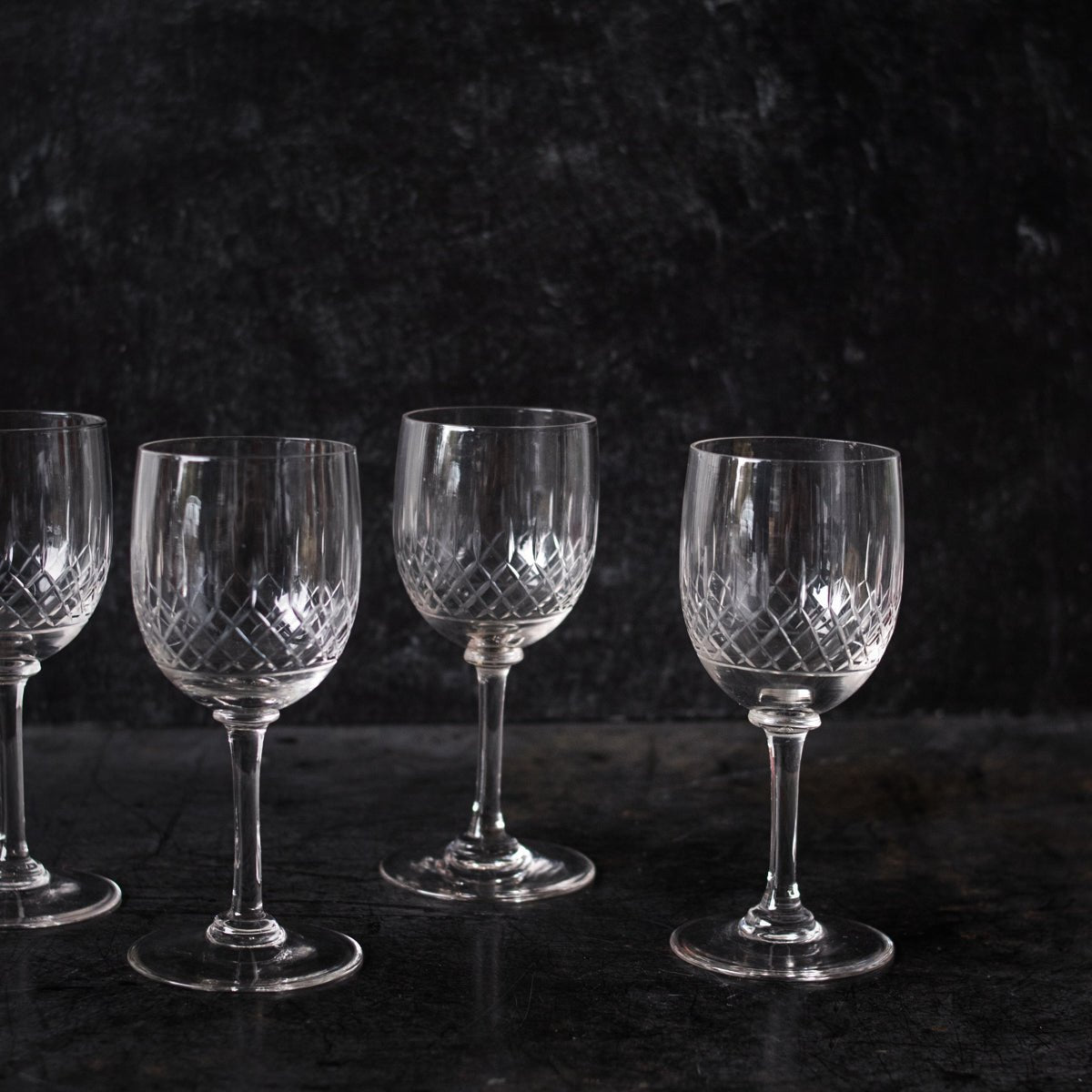 Petite Cut Crystal Wine Glass Set of 4 - elsie green - the french kitchen