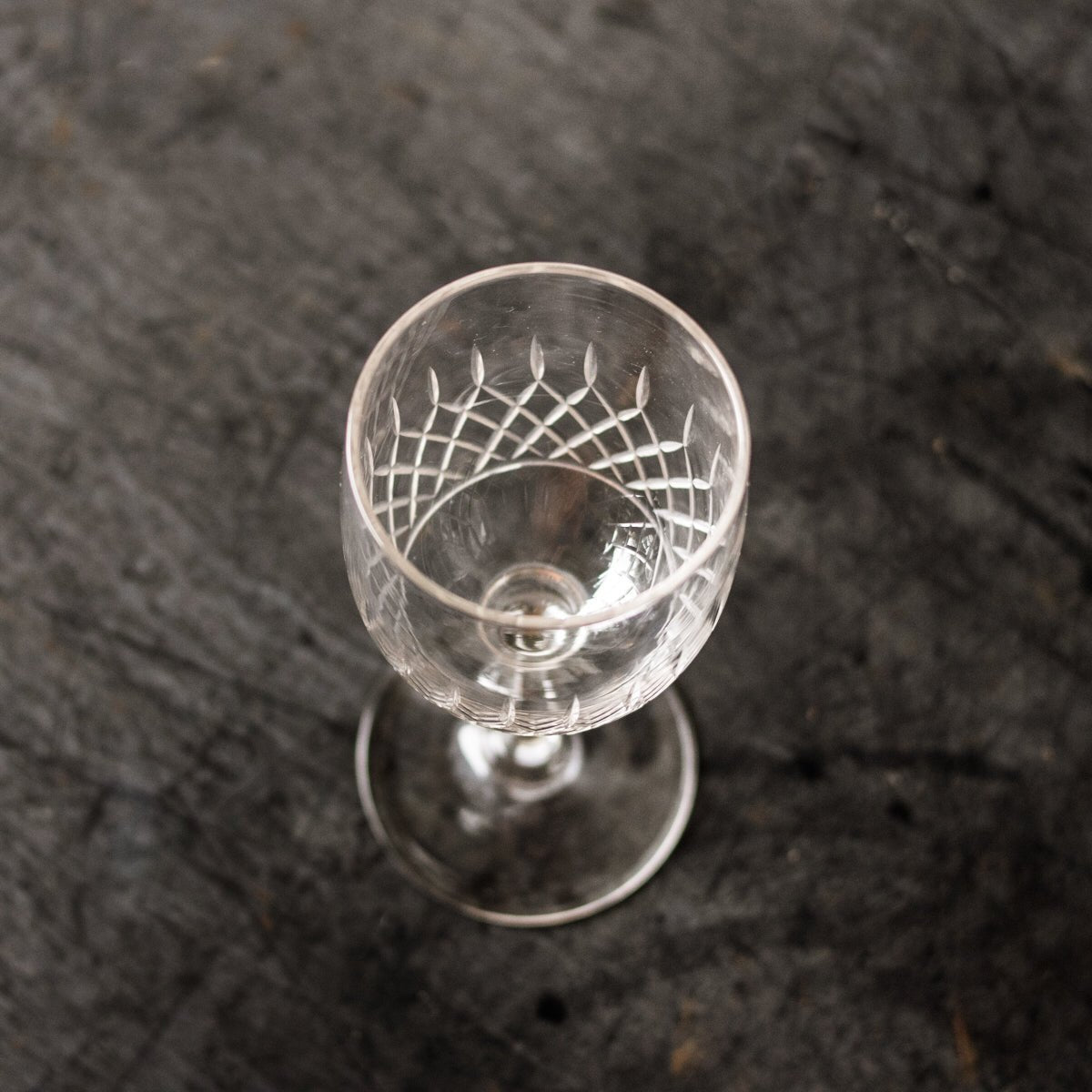 Petite Cut Crystal Wine Glass Set of 4 - elsie green - the french kitchen