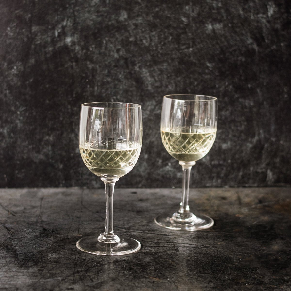 Petite Cut Crystal Wine Glass Set of 4 - elsie green - the french kitchen