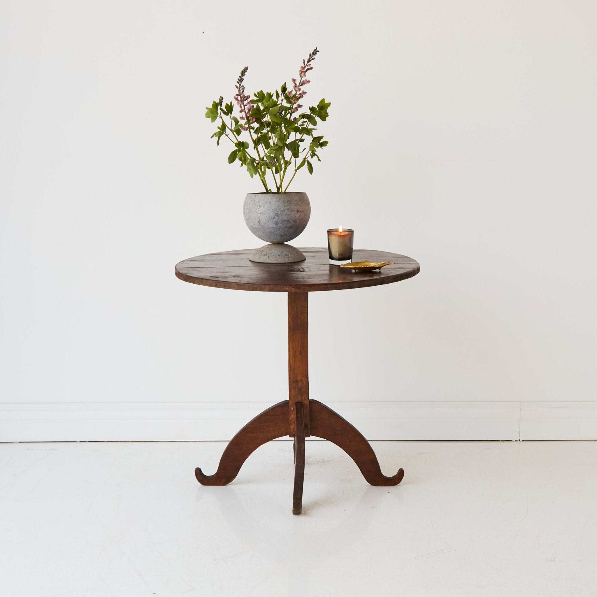 Petite Pedestal Side Table - elsie green - furniture