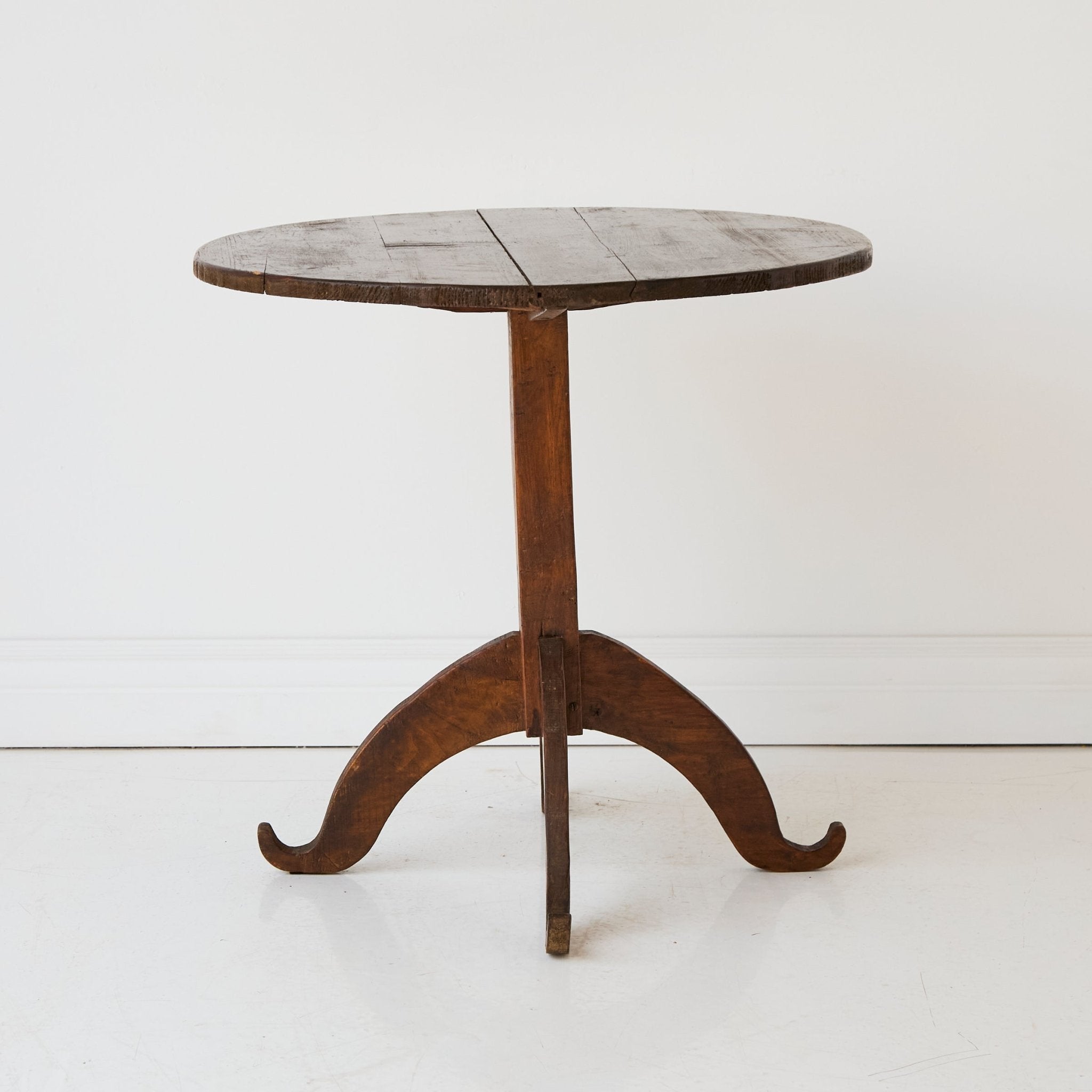 Petite Pedestal Side Table - elsie green - furniture