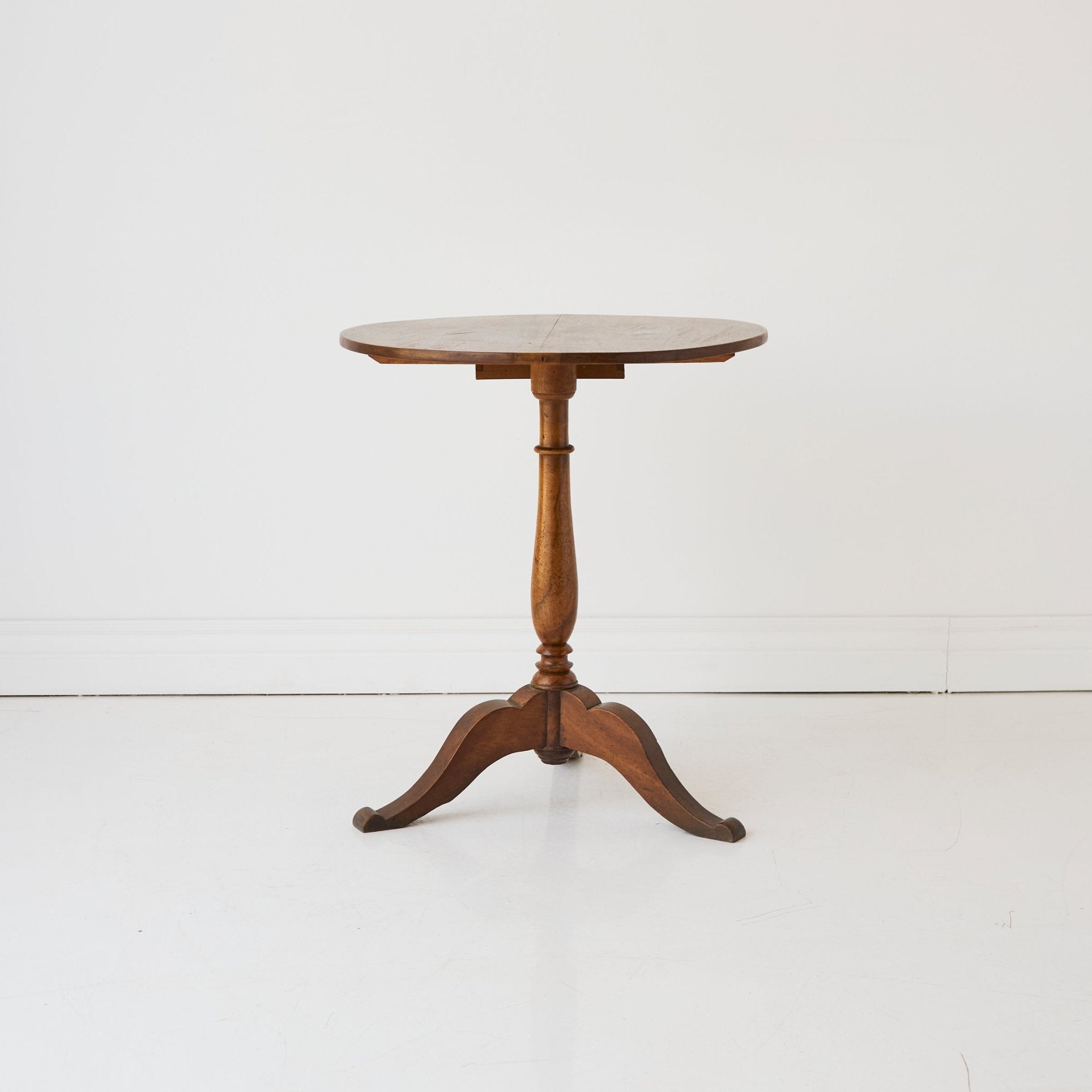 Petite Pedestal Side Table - elsie green - furniture