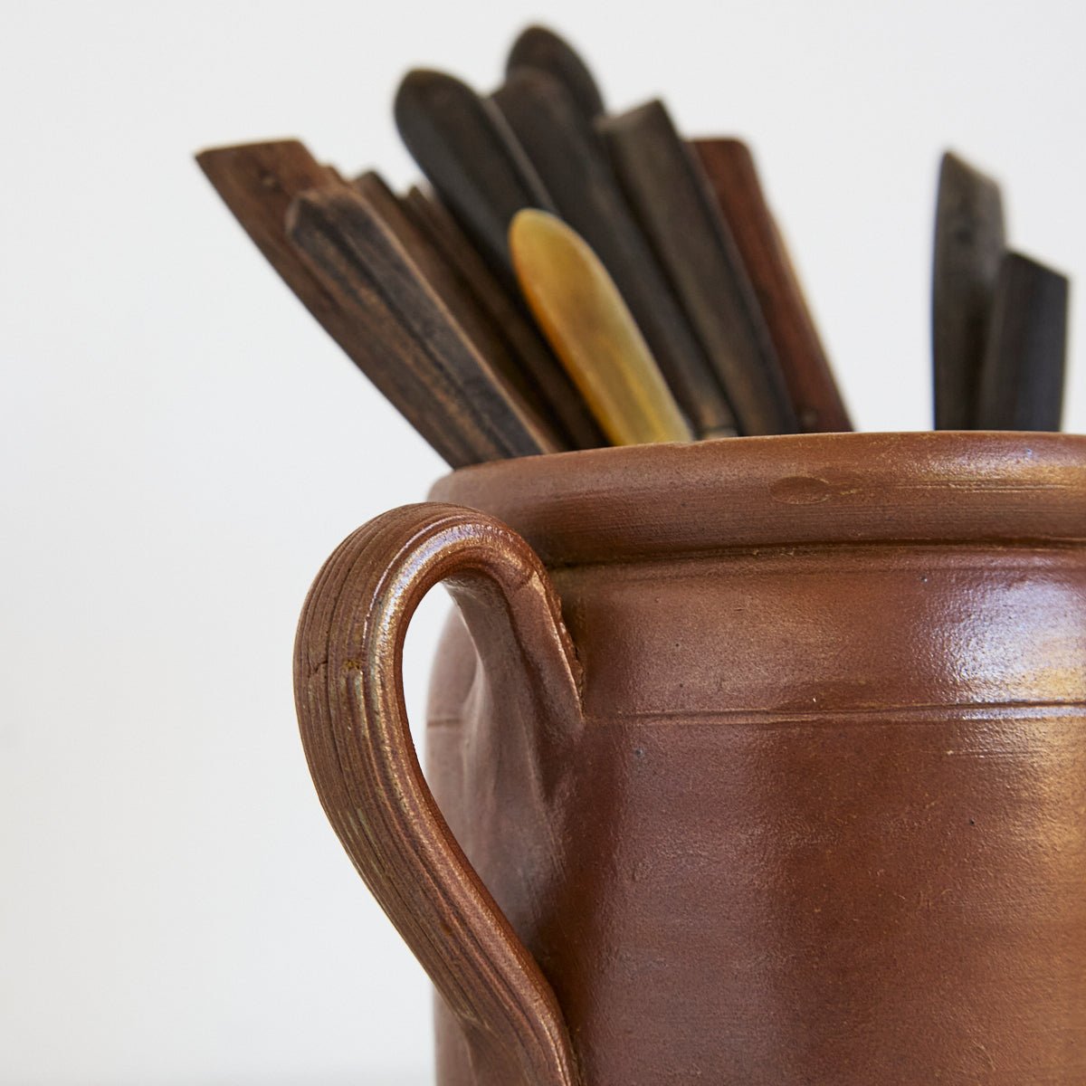 Petite Stoneware Crock with Handle - elsie green - the french kitchen