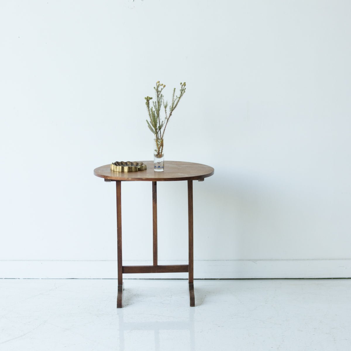 Petite Tilt - top Accent Table - elsie green - furniture