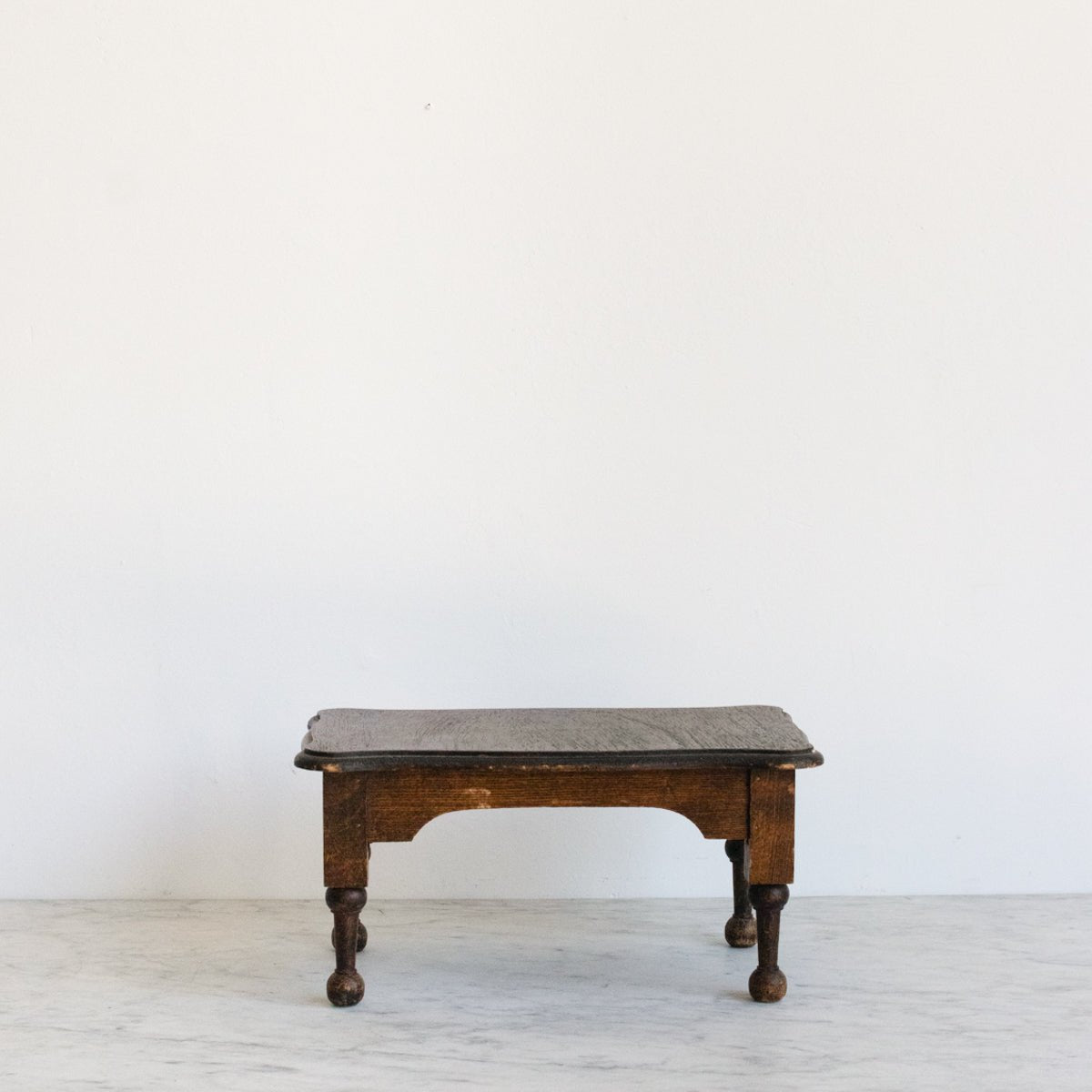 Petite Turned Leg Stool - elsie green - Furniture