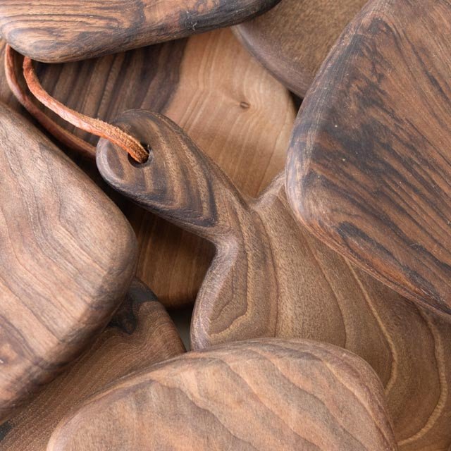 Petite Walnut Bread Board - elsie green - the french kitchen
