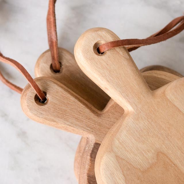 Petite Walnut Bread Board - elsie green - the french kitchen