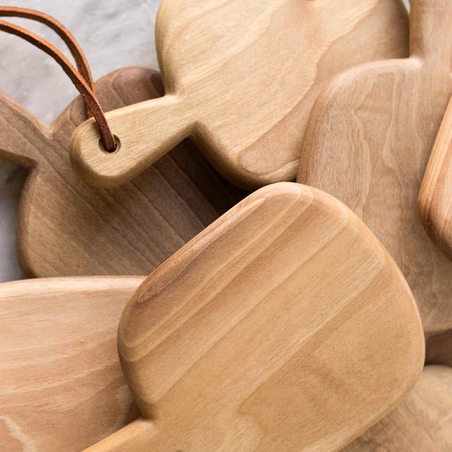 Petite Walnut Bread Board - elsie green - the french kitchen