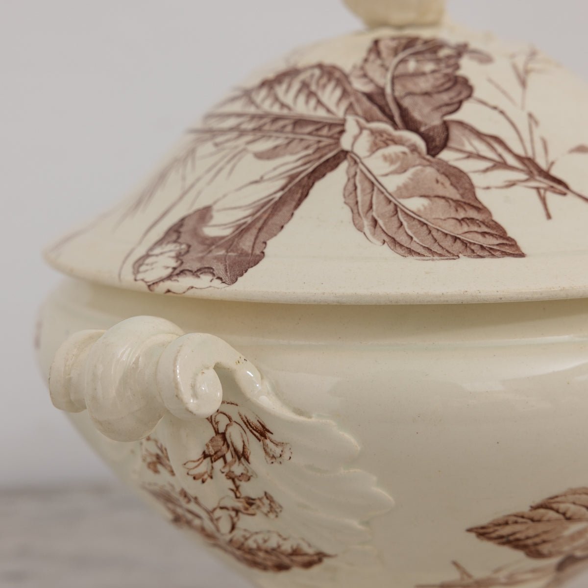 Primevere Transferware Tureen - elsie green - the french kitchen
