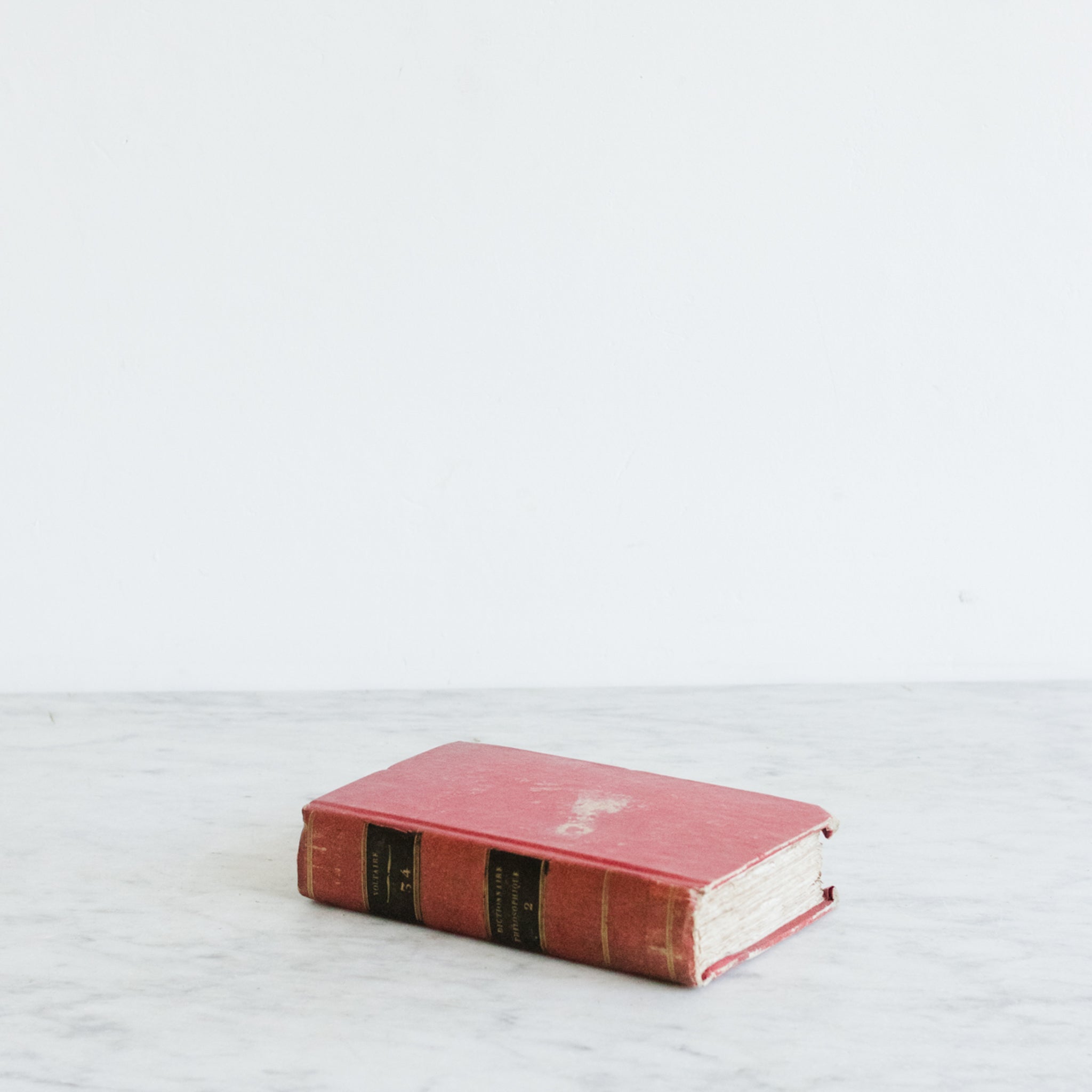 Red Voltaire Volume - elsie green - decor