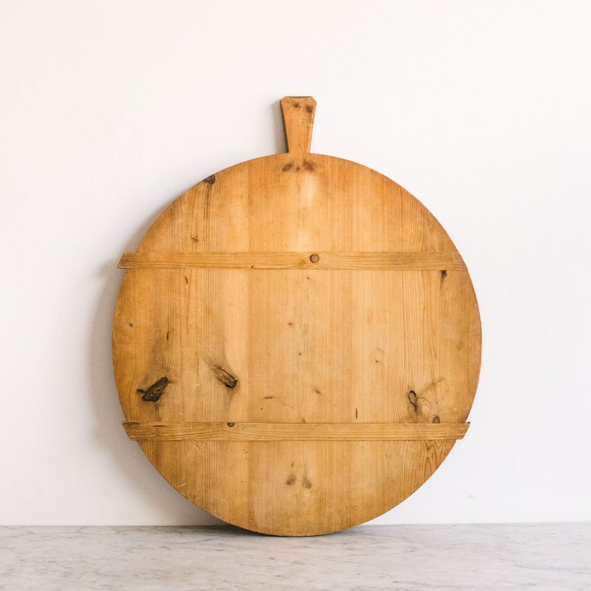 Round German Bread Board - elsie green - the french ktichen