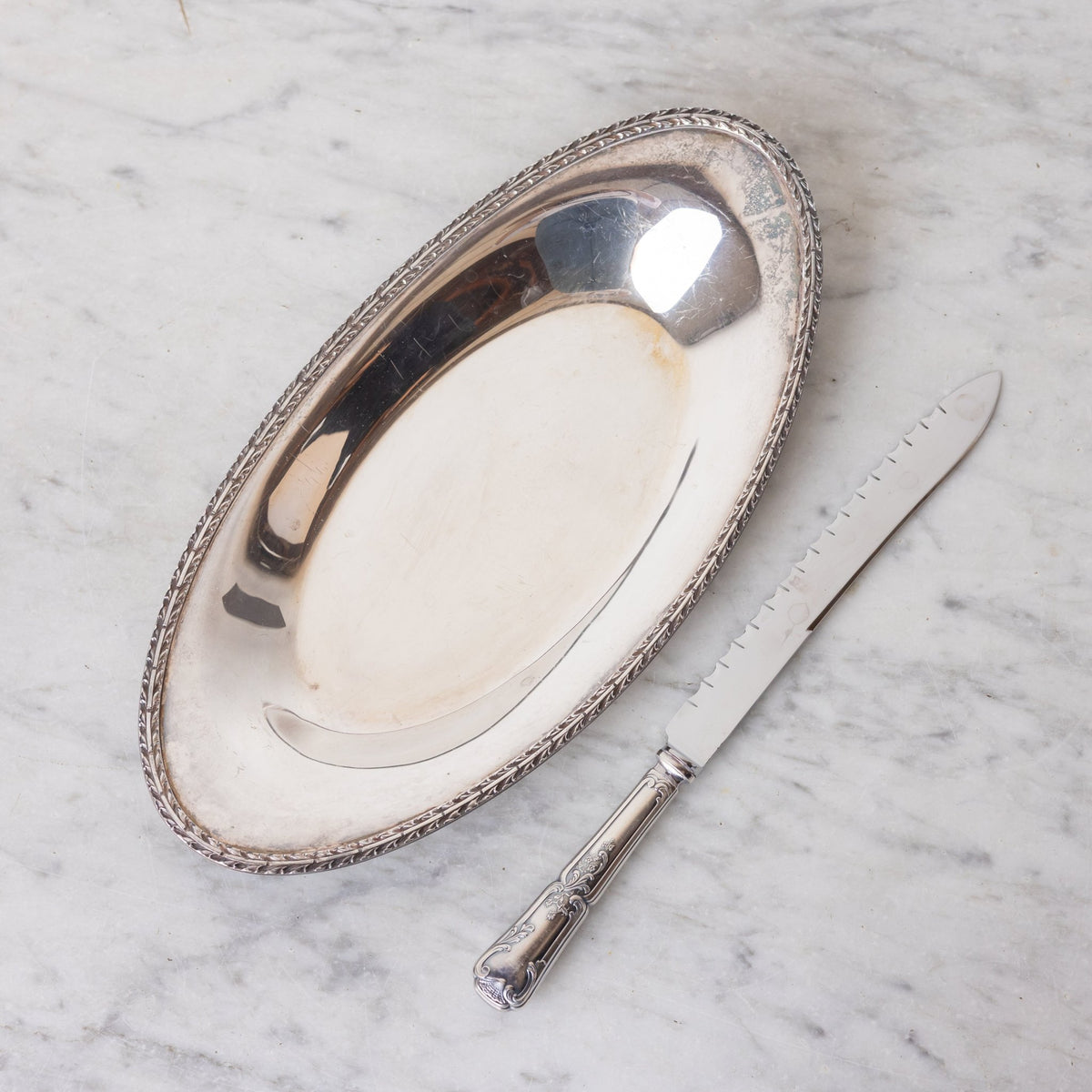 Silver Bread Bowl with Bread Knife - elsie green - the french kitchen