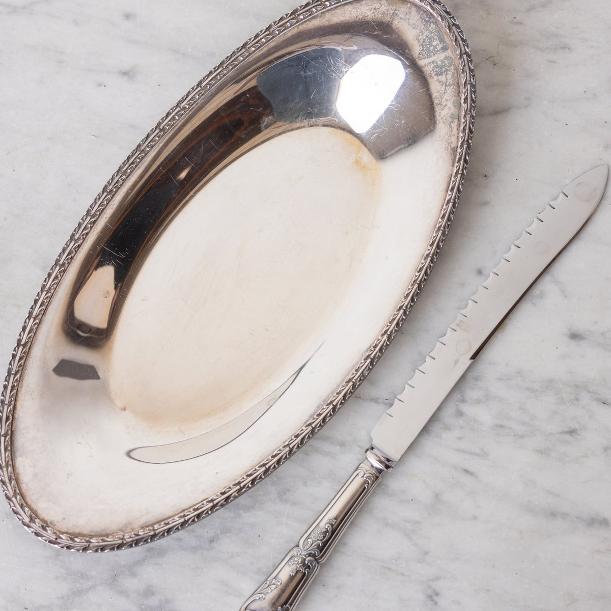 Silver Bread Bowl with Bread Knife - elsie green - the french kitchen