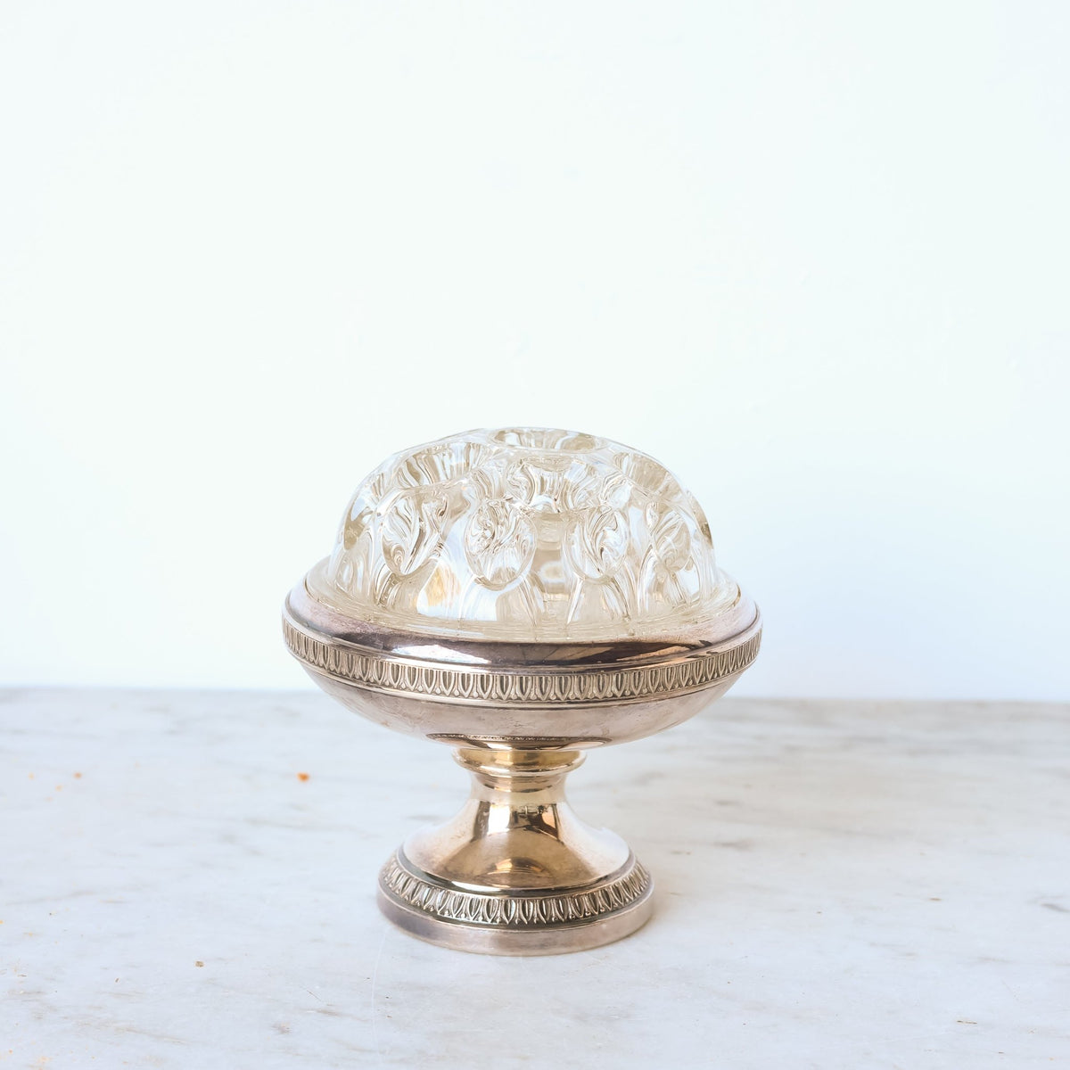 Silver Flower Frog - elsie green - decor