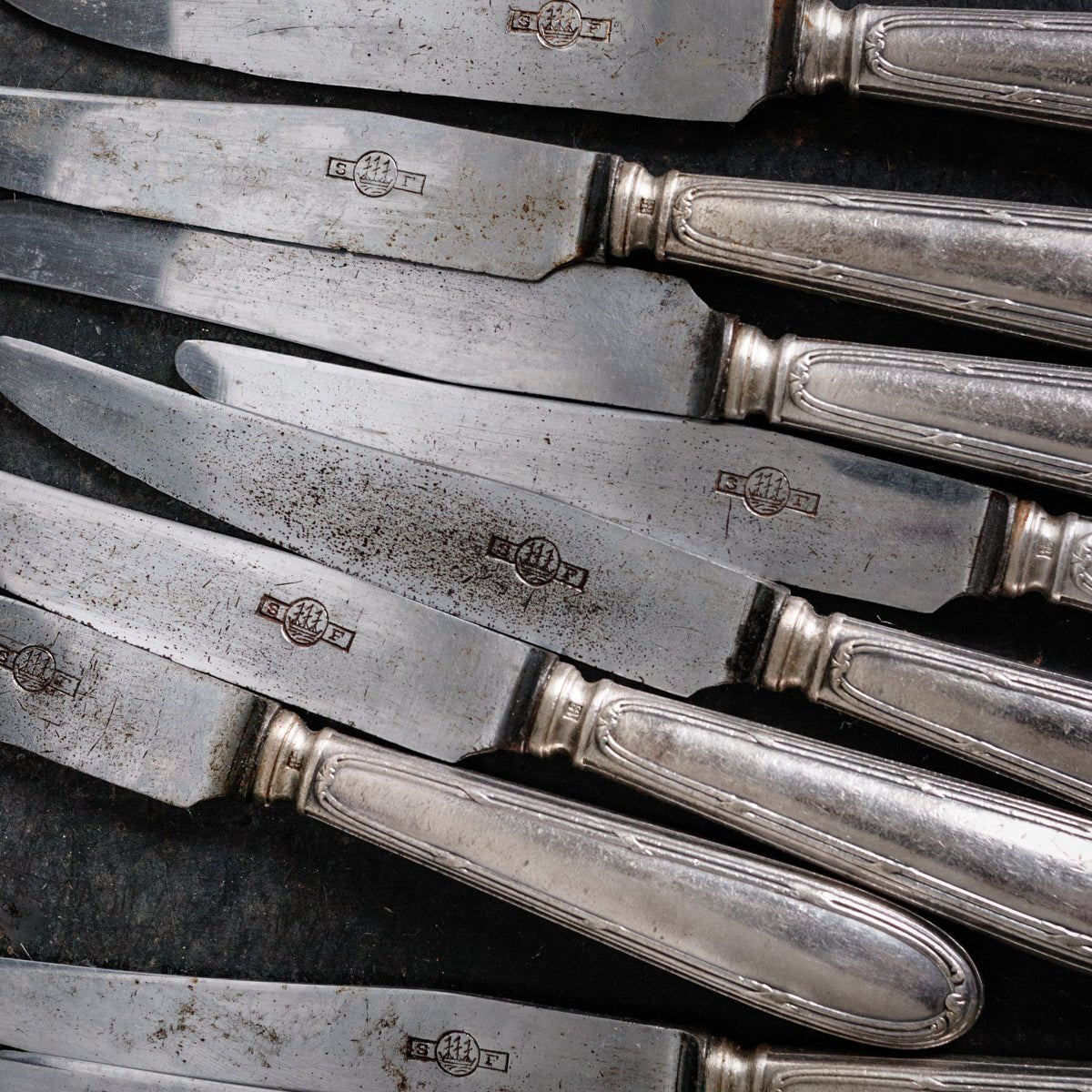 Societé Francais Butter Knife Set of 12 - elsie green - The French Kitchen