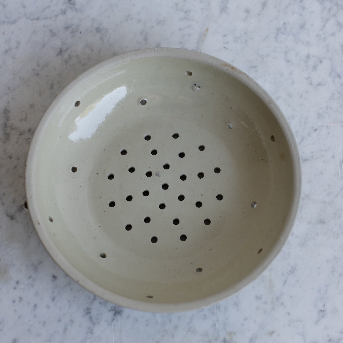 Stoneware Berry Bowl - elsie green - the french kitchen