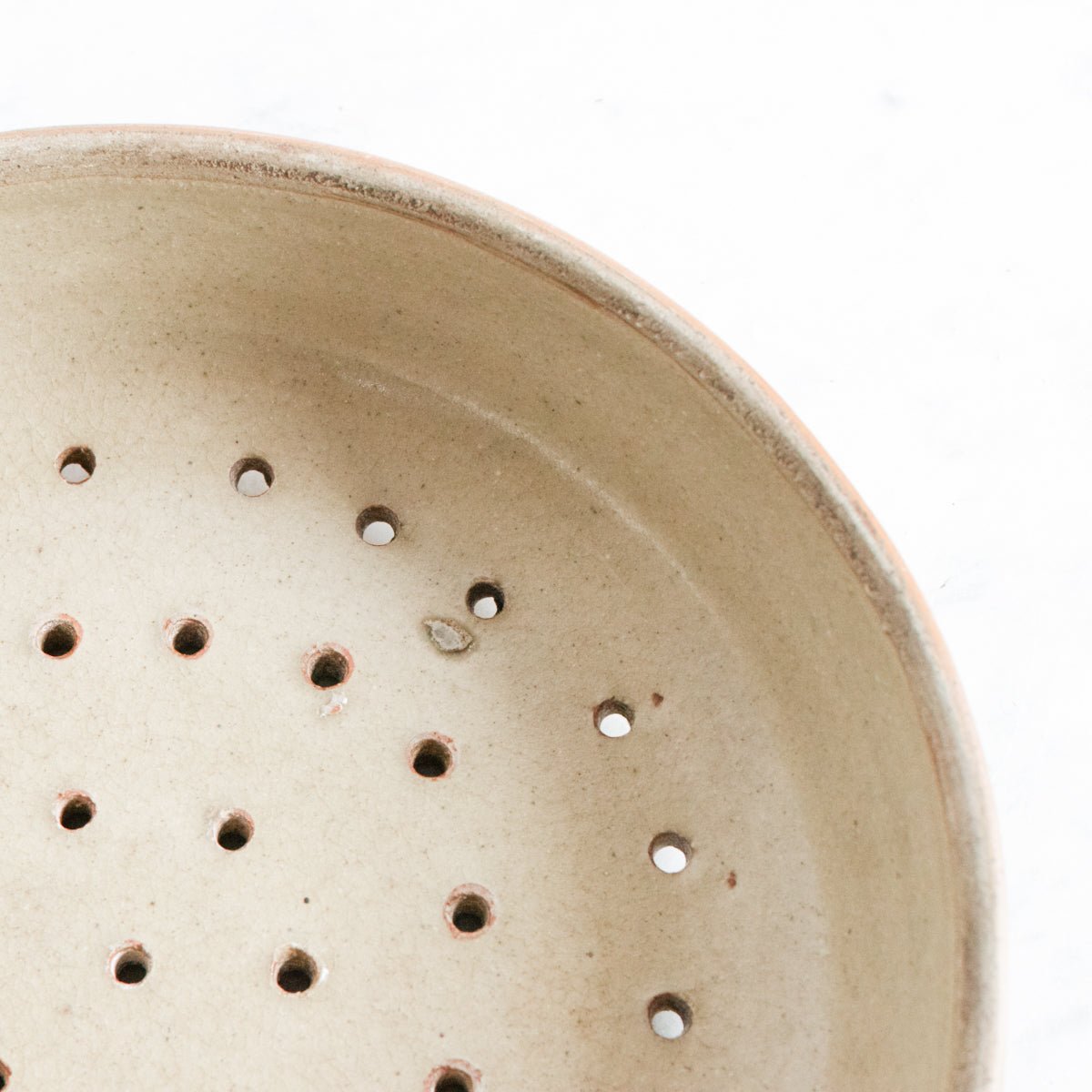 Stoneware Berry Bowl - elsie green - the french kitchen