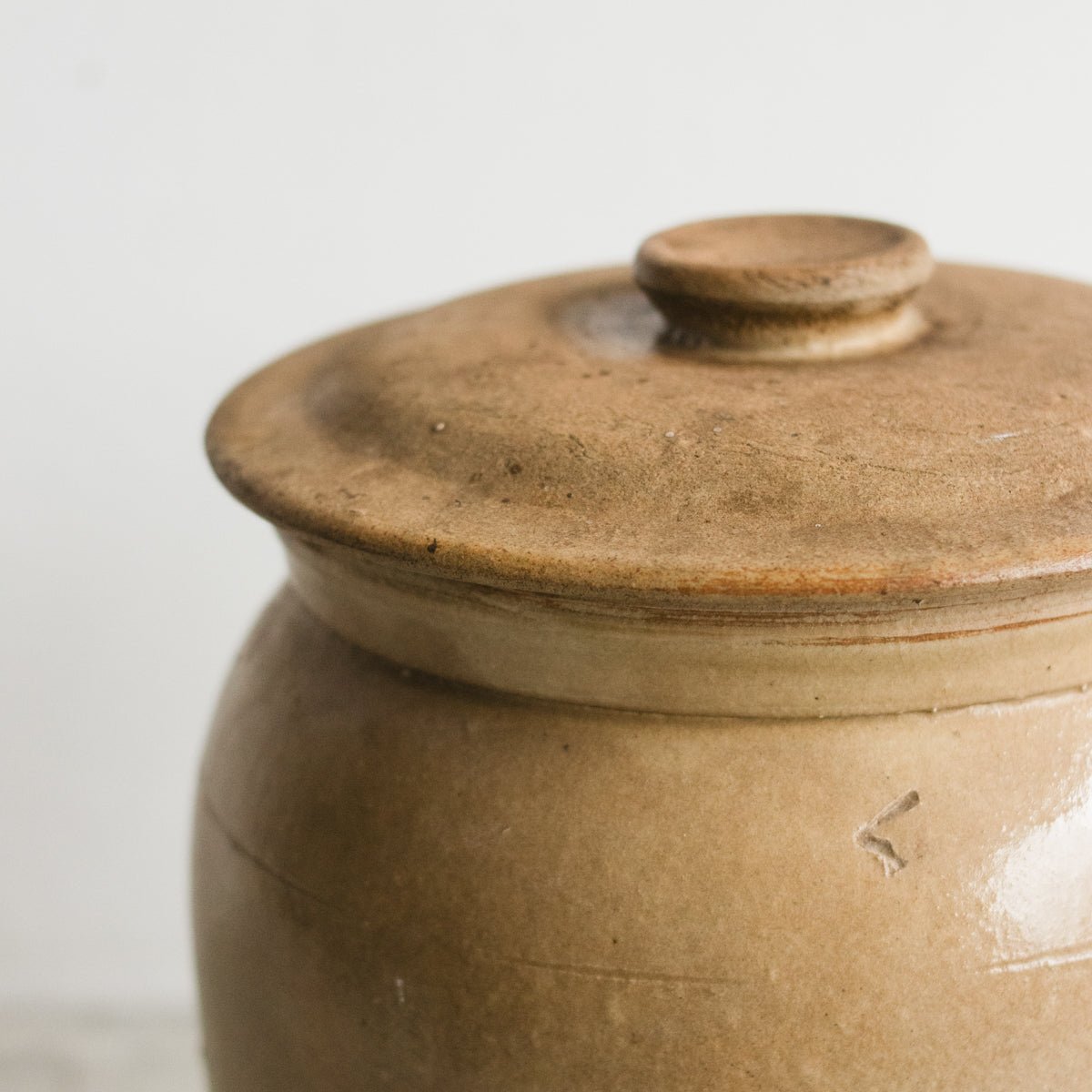 Stoneware Crock with Handle and Lid - elsie green - The French Kitchen