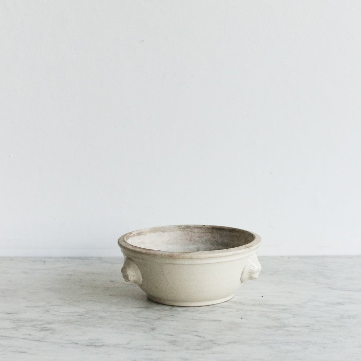 Stoneware Lion Bowl - elsie green - the french kitchen