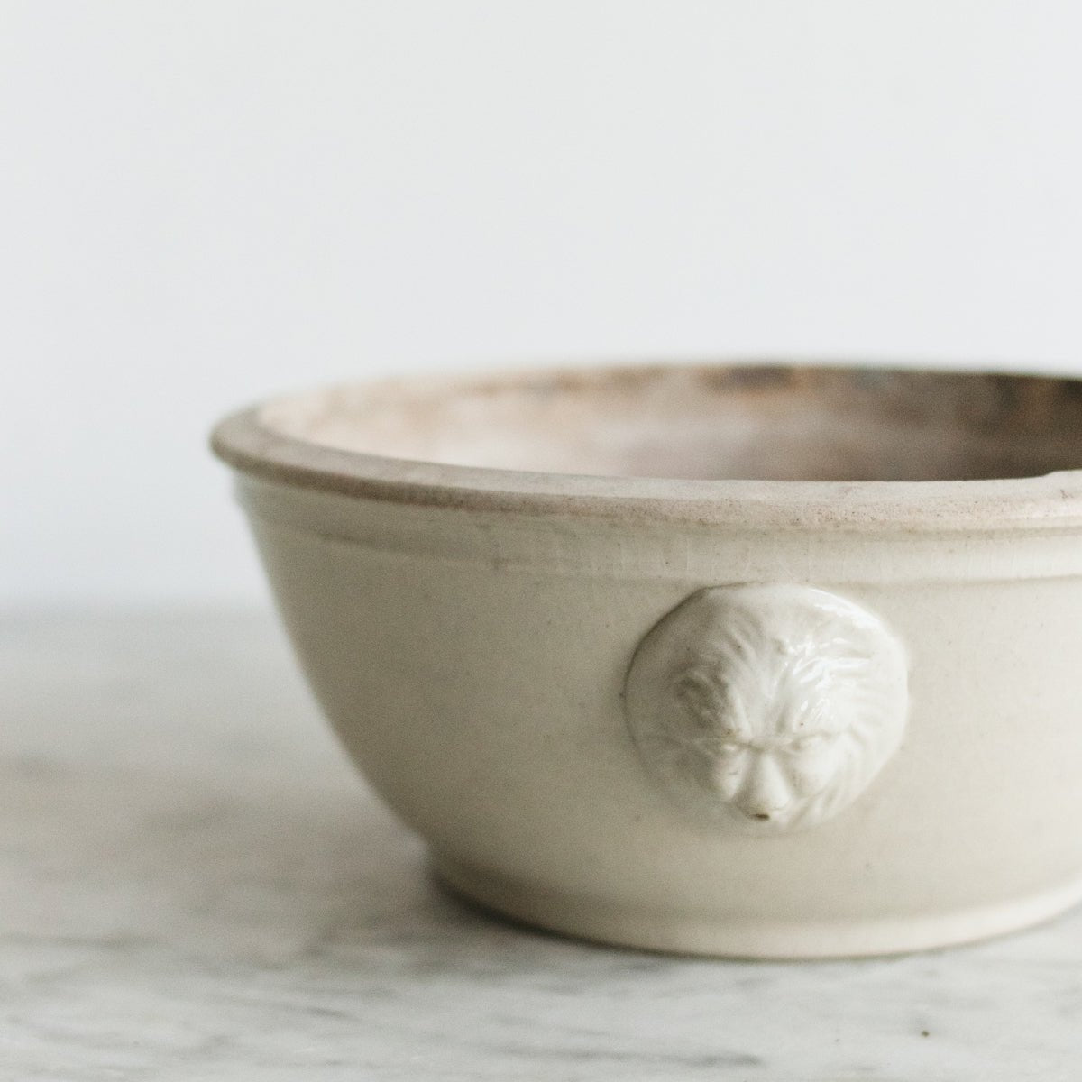 Stoneware Lion Bowl - elsie green - the french kitchen