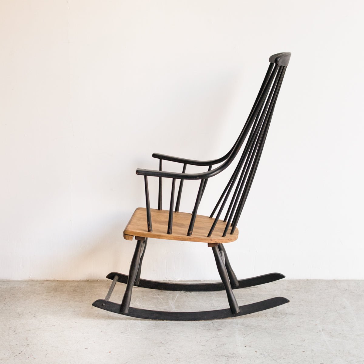 Tapiovaara Rocking Chair - elsie green - furniture