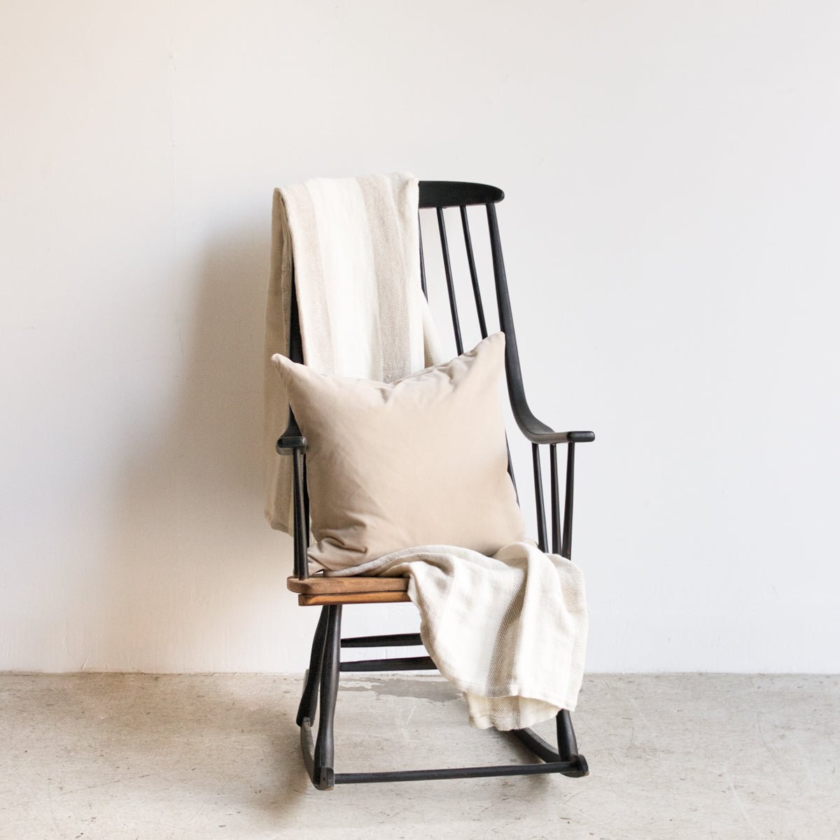 Tapiovaara Rocking Chair - elsie green - furniture