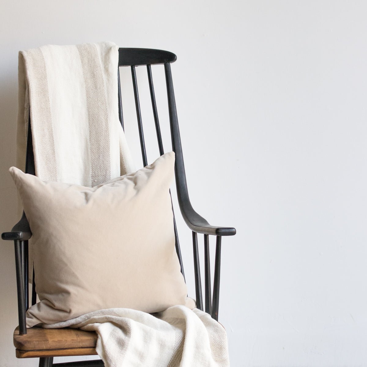 Tapiovaara Rocking Chair - elsie green - furniture
