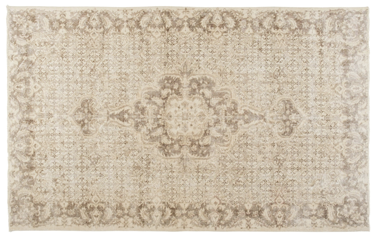 Rodus Vintage Rug | 5'8" x 9'2" - elsie green