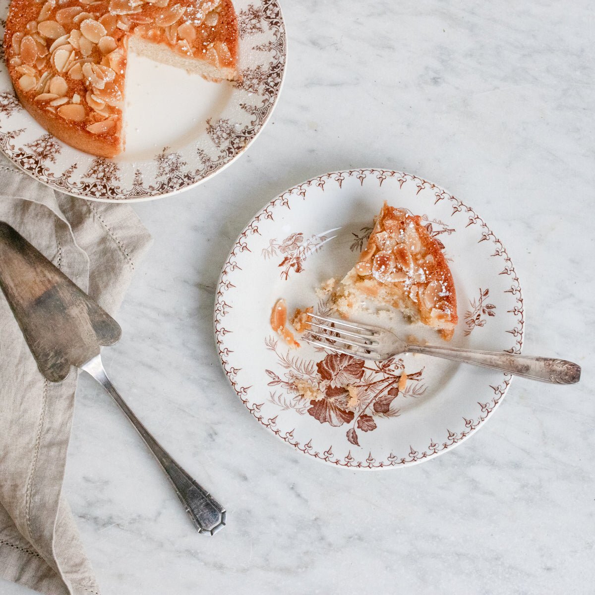Transferware Cake Plate - elsie green - The French Kitchen