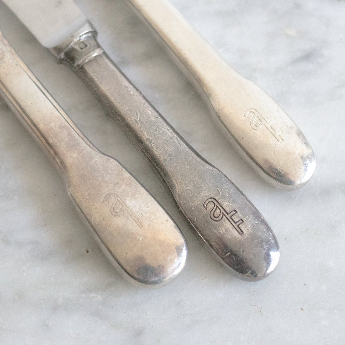Trio of Christofle Hotel Silver Knives - elsie green - the french kitchen