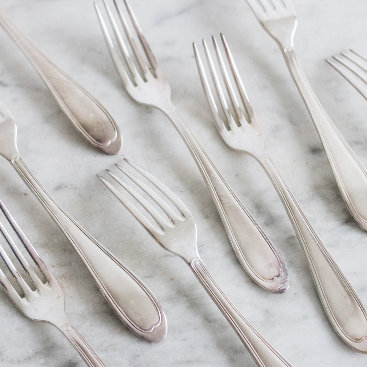 Vintage Art Decor Flatware Set of 25 - elsie green - The French Kitchen