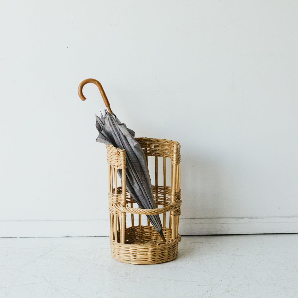 Vintage Baguette Basket - elsie green - decor