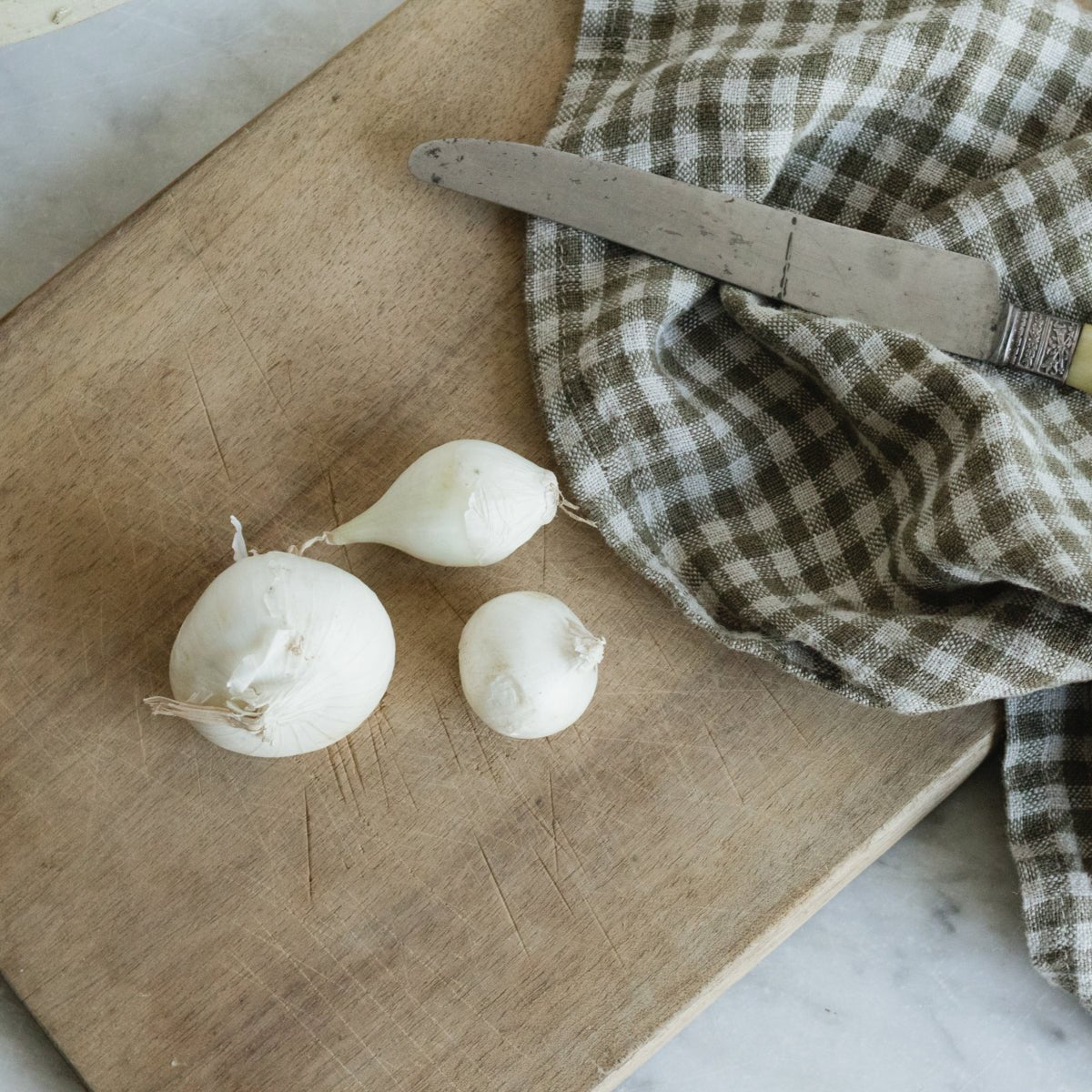 Vintage Bread Board No. 474 - elsie green - the french kitchen