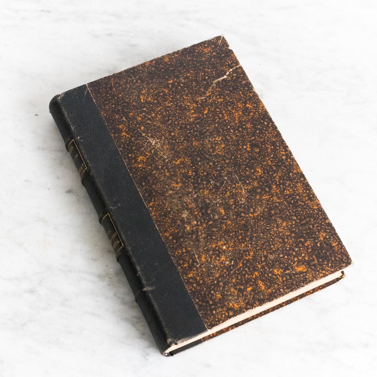 Vintage Library Book | Defrenois du Notariat - elsie green - decor