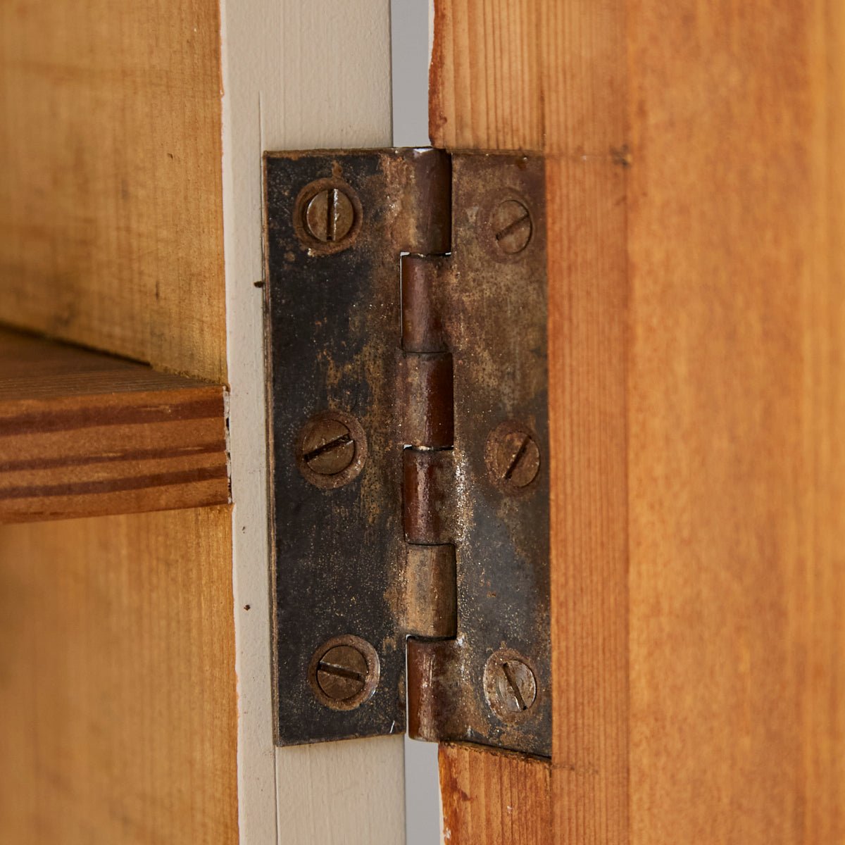 Vintage Linen Closet - elsie green - Furniture + 100 yo .