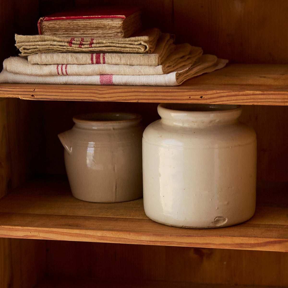 Vintage Linen Closet - elsie green - Furniture + 100 yo .