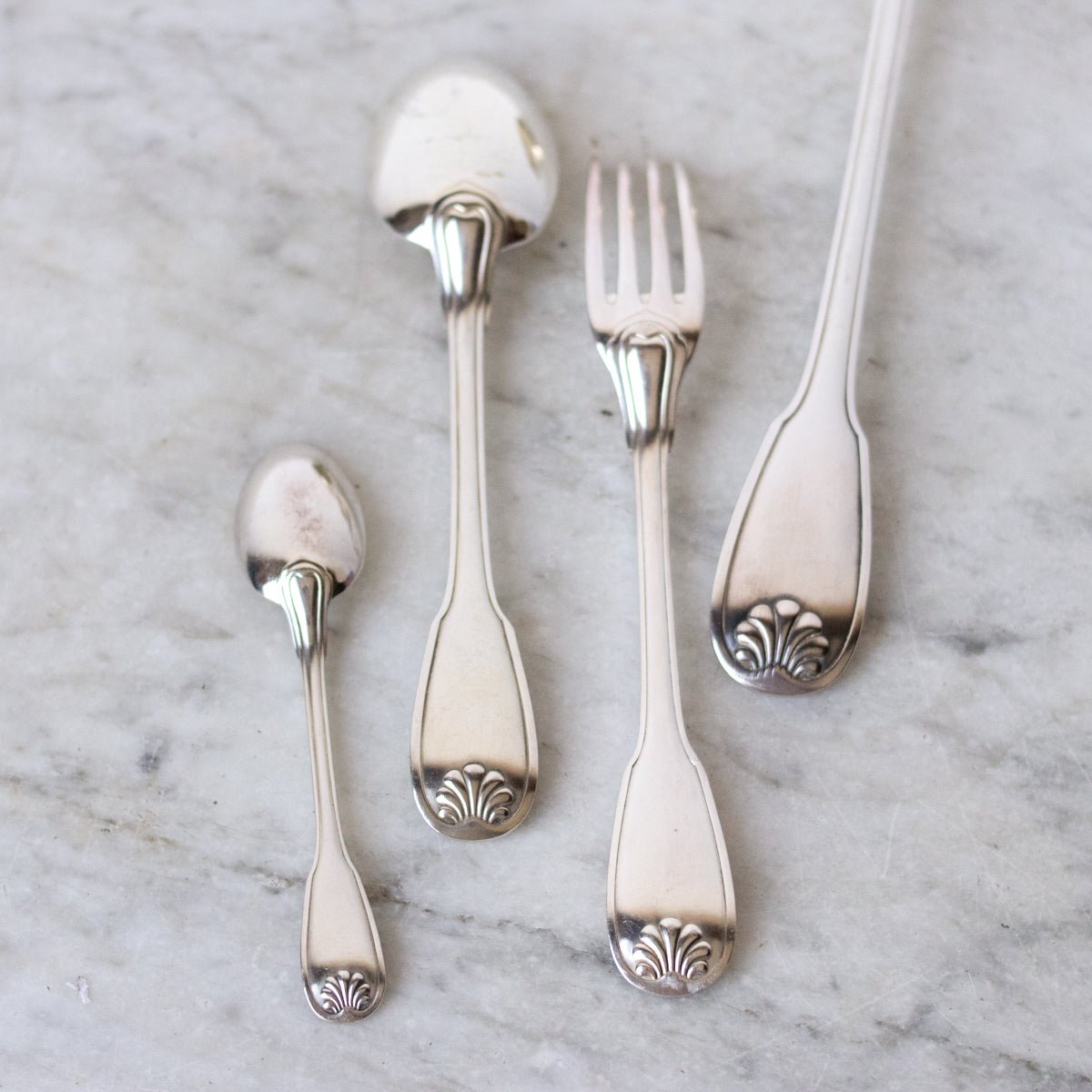 Ravinet d’Enfert カトラリー３種 ラヴィネダンフェールフランス製 Vintage Ravinet D'Enfert Flatware Set of 34 - the french kitchen