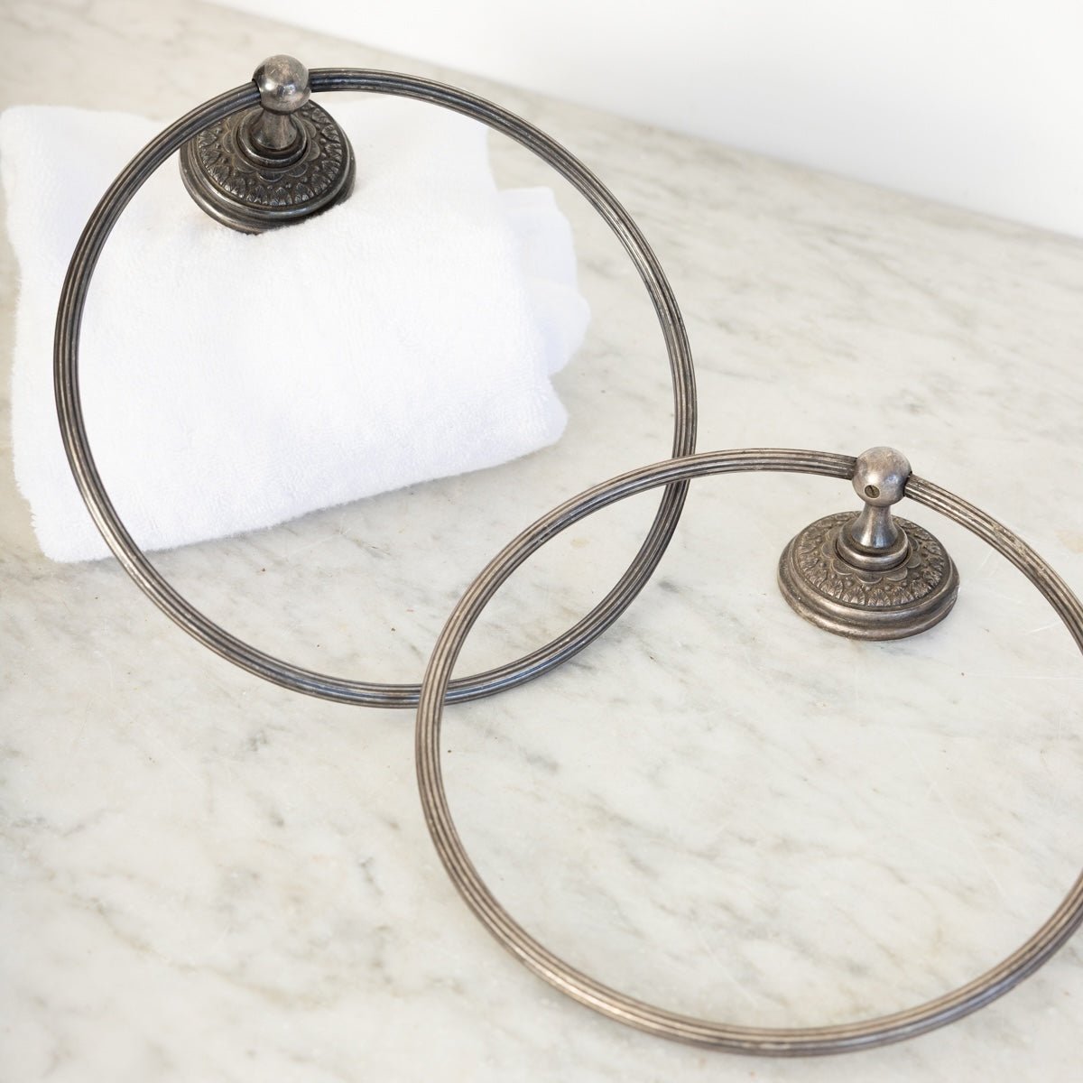 Vintage Silver Plated Towel Ring - elsie green - decor