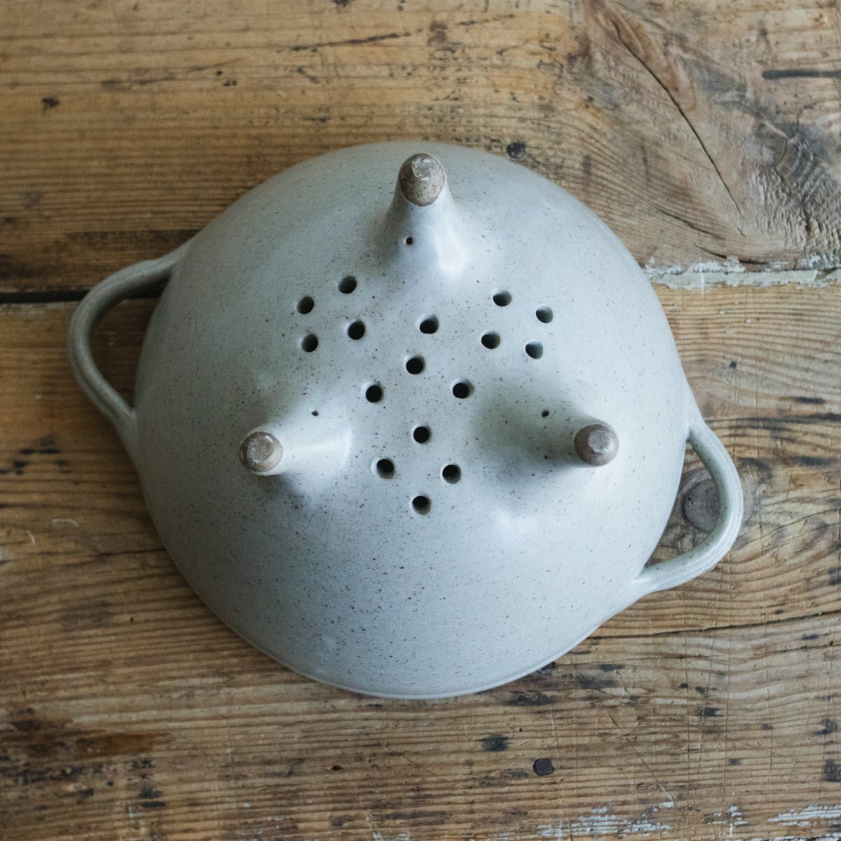 Vintage Stoneware Colander - elsie green - the french kitchen