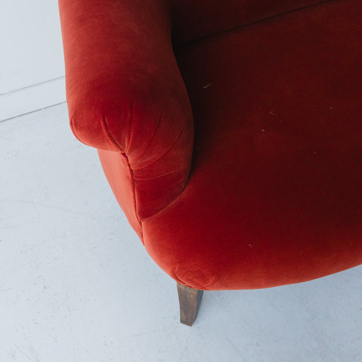 Vintage Velvet Crapud Sofa | Brick Velvet - elsie green - Furniture