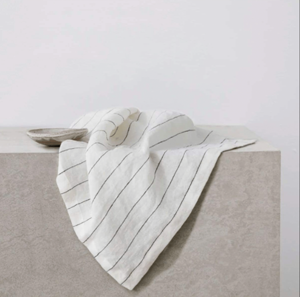 Washed Linen Napkin Set of 4 - elsie green - Textiles