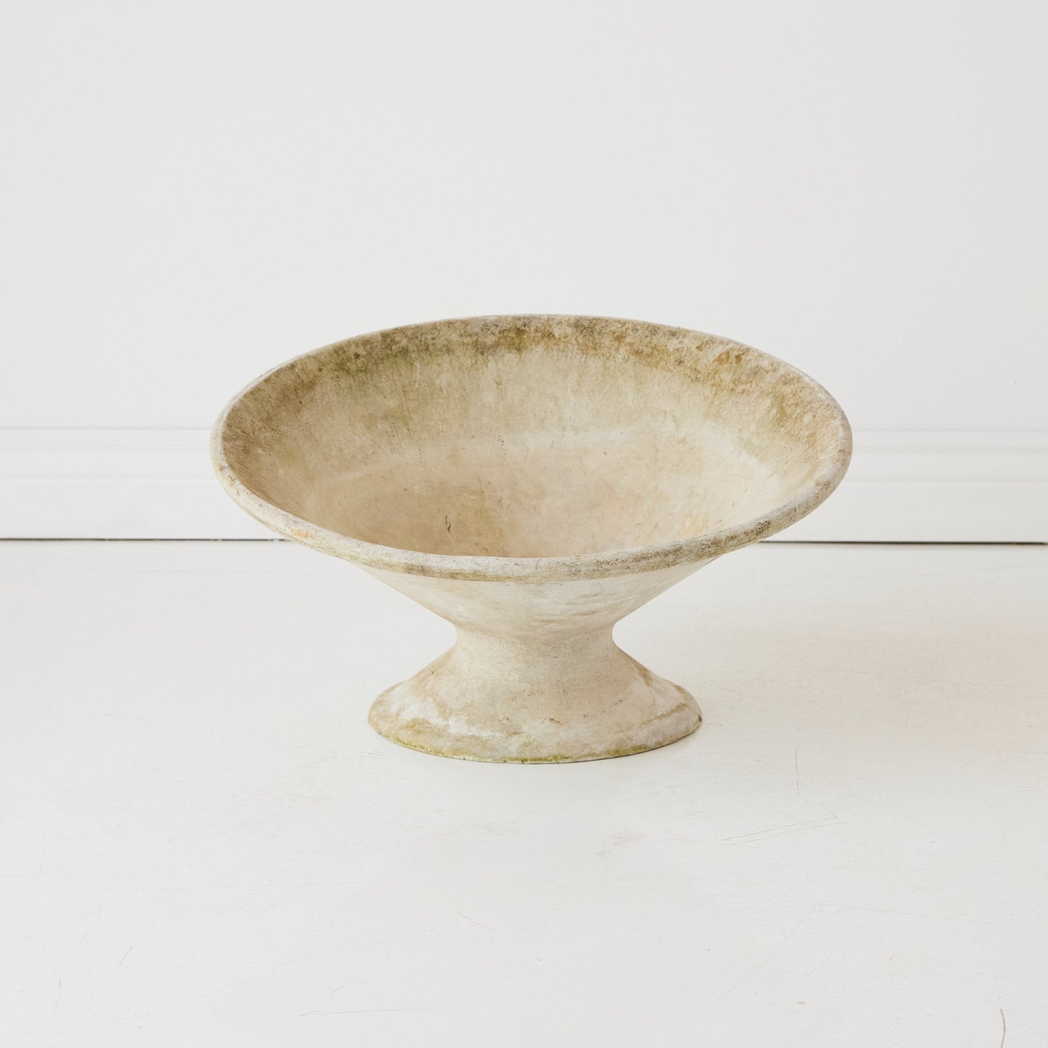 Willy Guhl Tilted Planter - elsie green - furniture