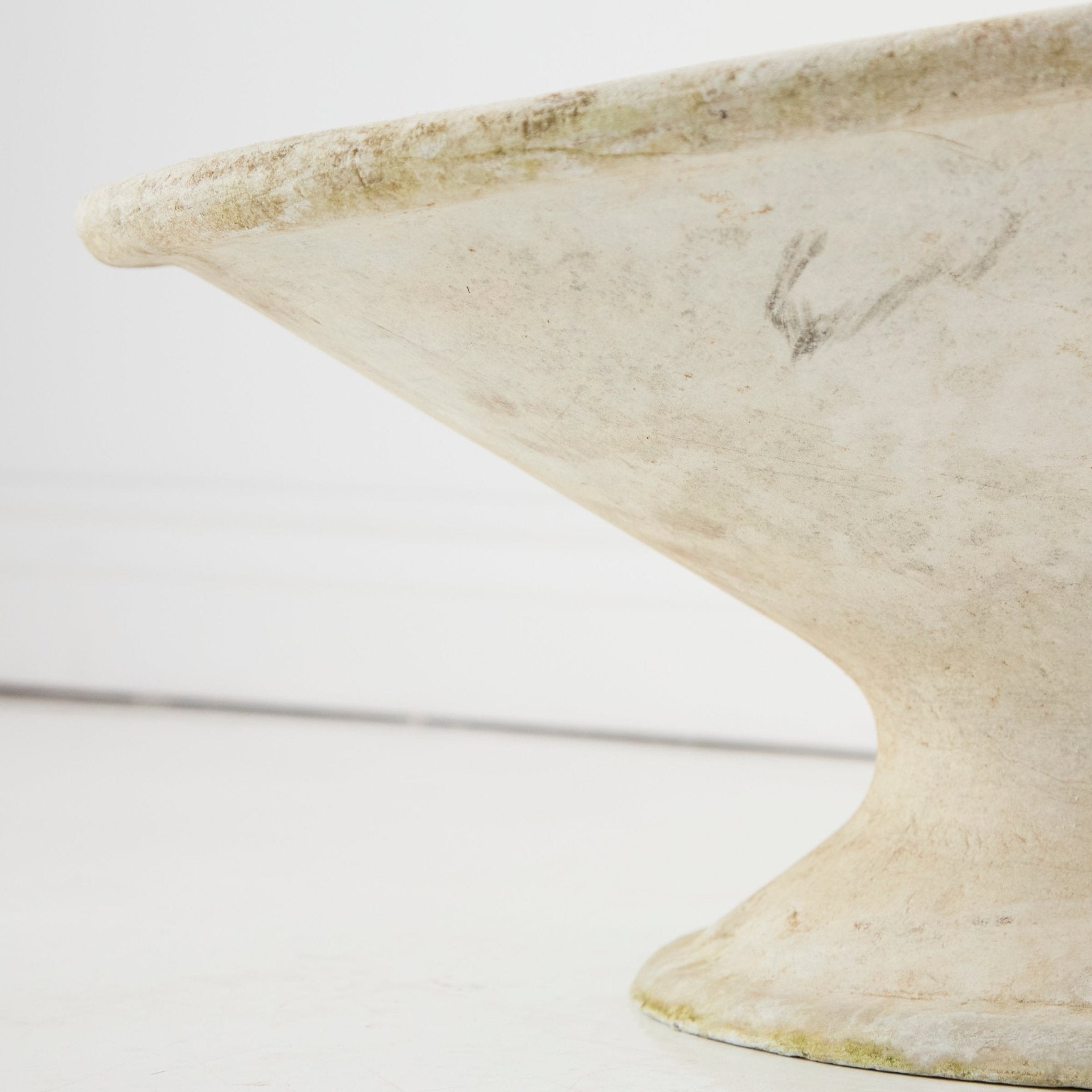 Willy Guhl Tilted Planter - elsie green - furniture
