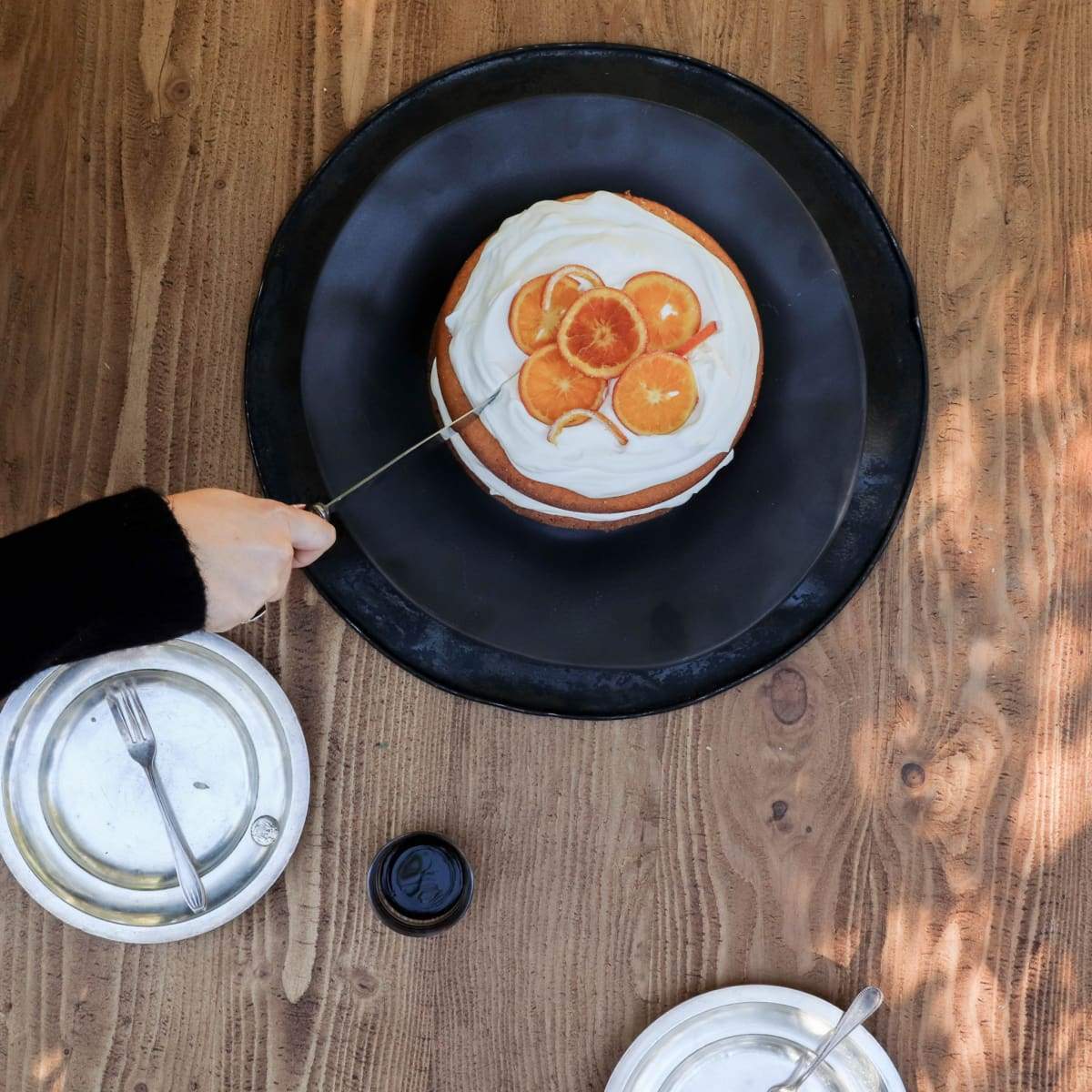 Classic Round Platter - elsie green - the french kitchen