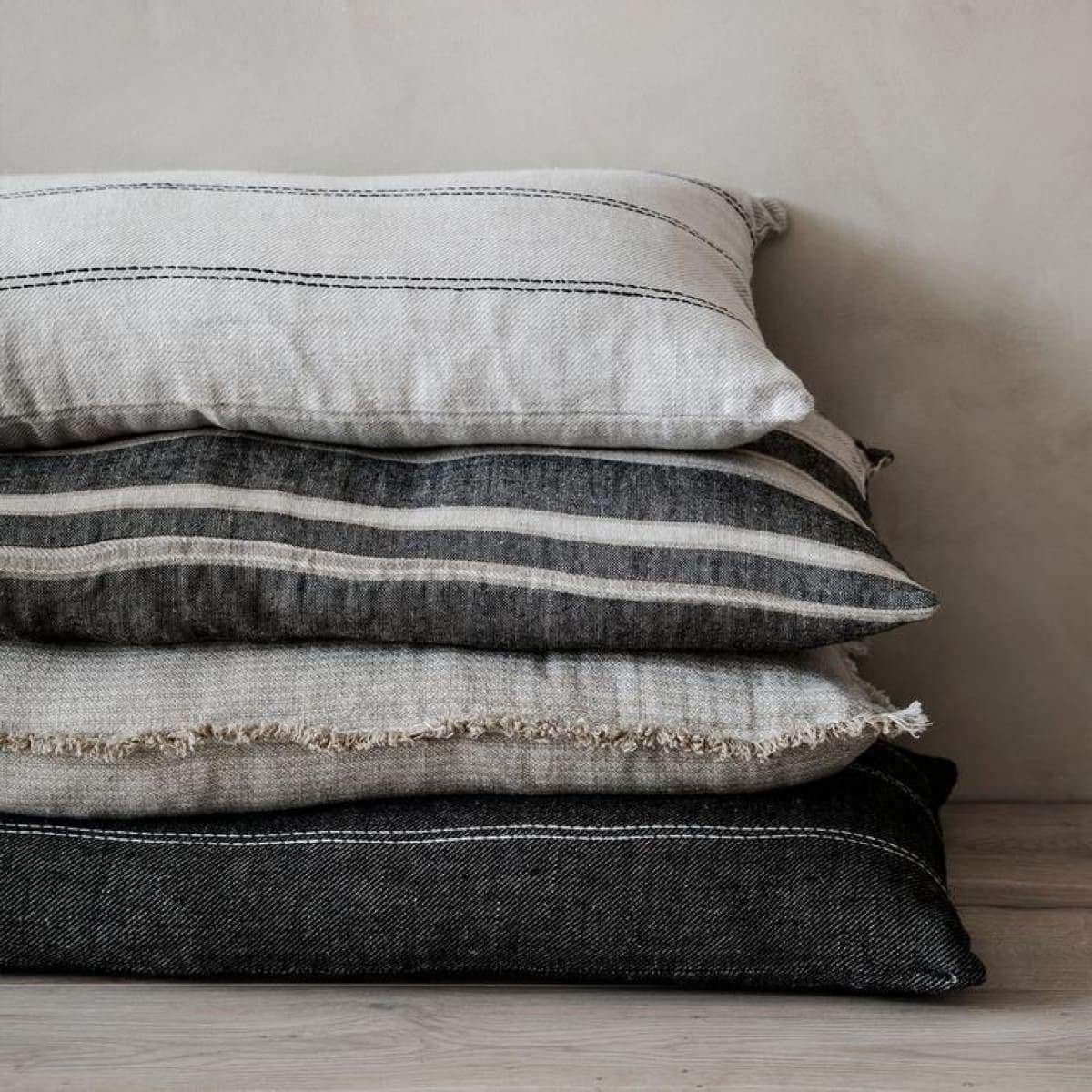 Enzo Lumbar Pillow Cover - elsie green - Textiles