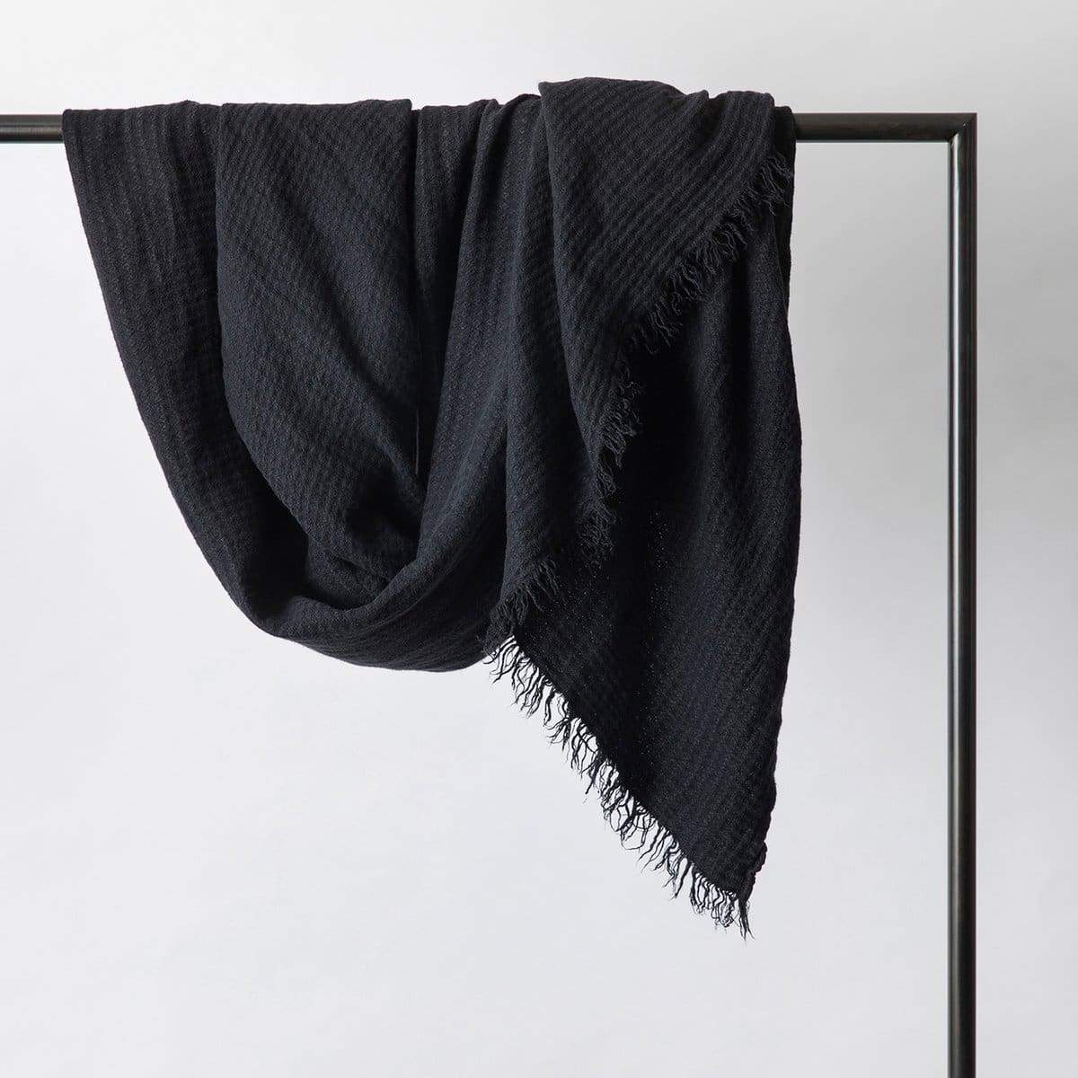Estela Linen Waffle Throw - elsie green - Textiles